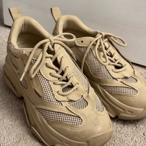 Steve Madden trending shoes - Picture 1 of 3